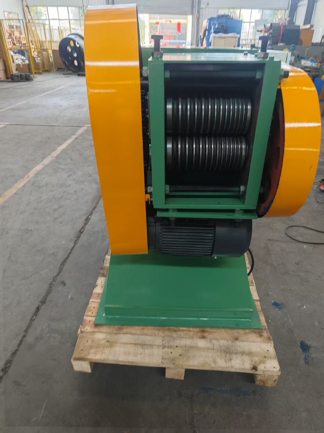 8-22搖擺軋尖機(jī) 